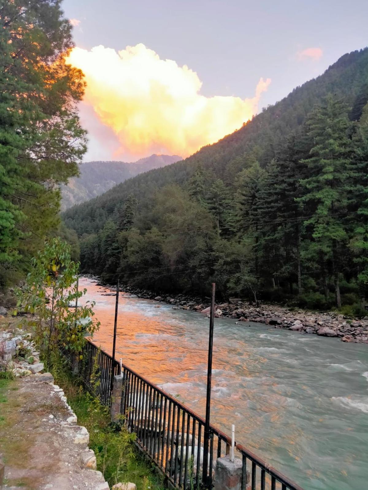Hotel The White House Kasol Exteriér fotografie